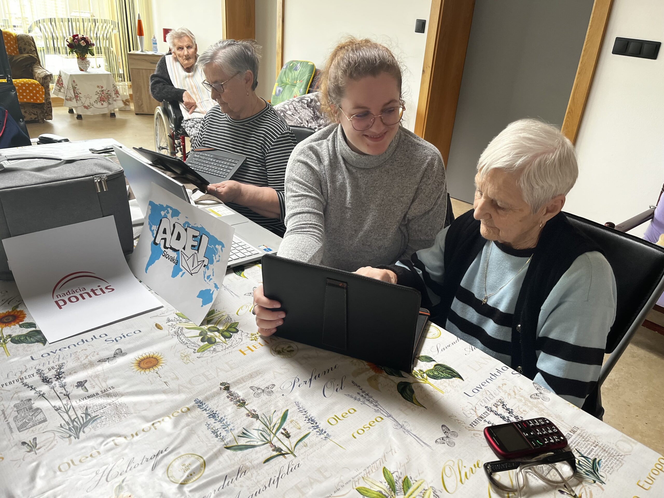 Digitálna mládež (v seniorskom veku)